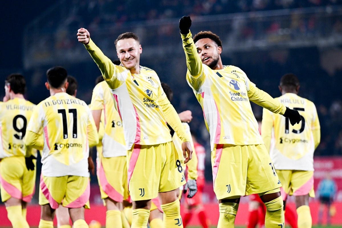 开云体育官网-Ming在尤文图斯比赛中大胜，大胜引发热议！-开云体育官网