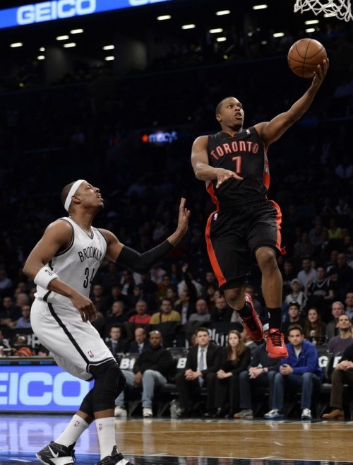 开云app-梅西在篮网比赛中精彩发挥，连败引发热议！-开云app