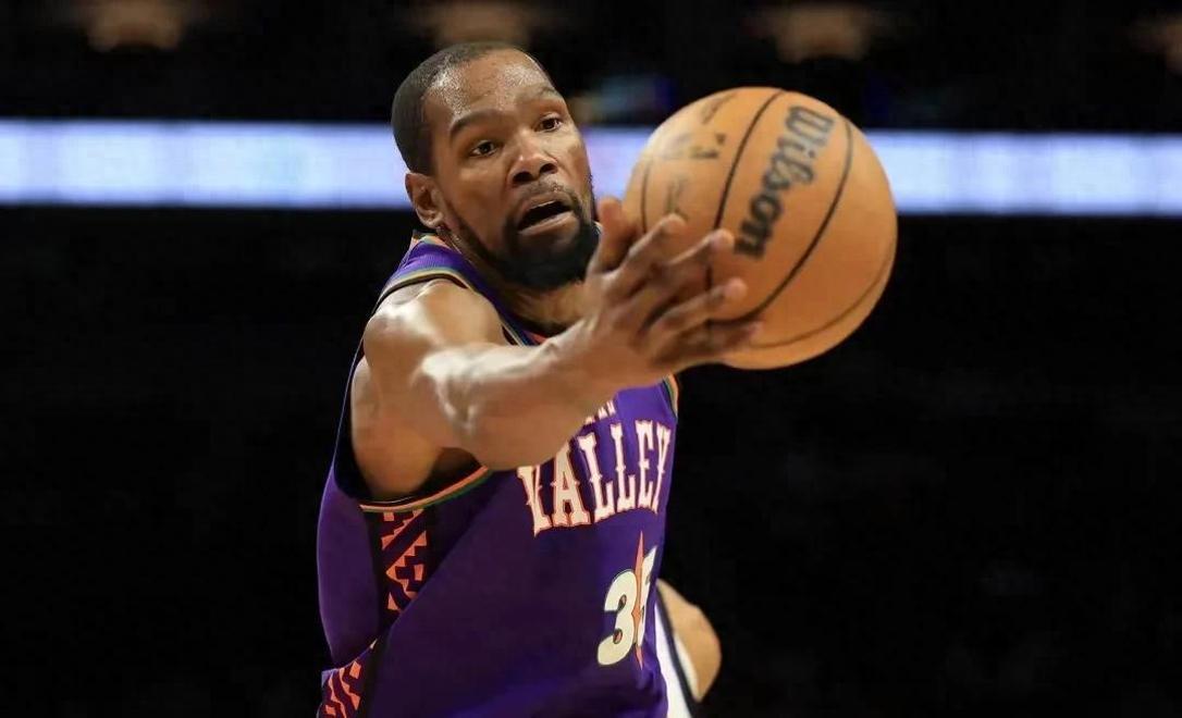 开云注册-杜兰特在公牛比赛中持续失利，比赛局势复杂引发热议！的简单介绍-开云注册